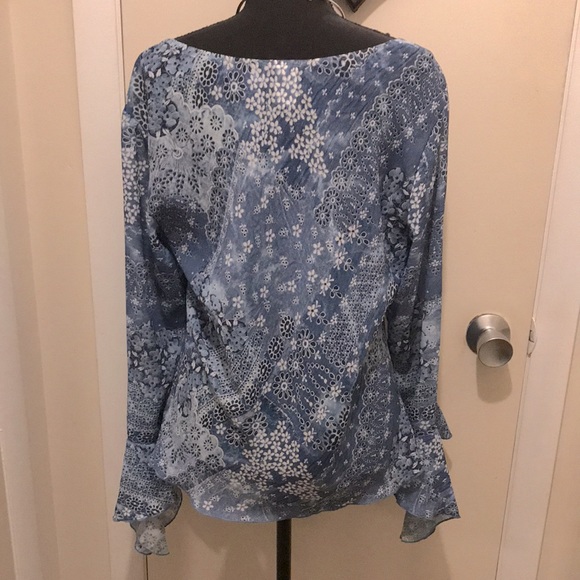Ladies Size Large, Front Tie Boho Style 100% Polyester Blouse. Pre-Loved - Picture 2 of 7